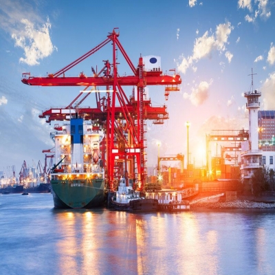 如何防止在碼頭的起重機(jī)生銹？